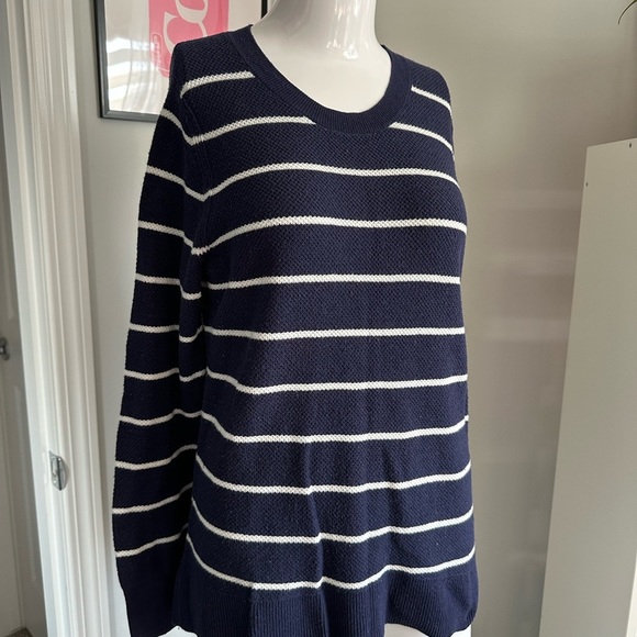 GAP Navy and White Striped Crew Neck Sweater - Picture 1 of 5